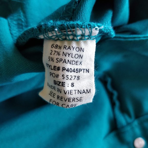 Green Skinny Pants with a lot of stretch, low rise. - Picture 11 of 11